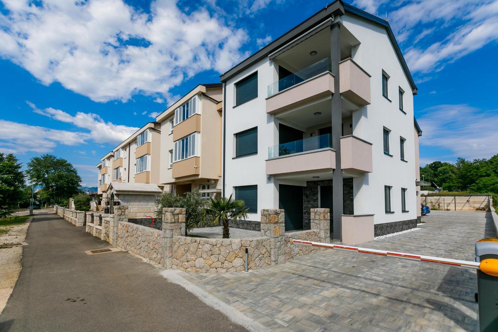 Apartma 2a Partment Rukavina *