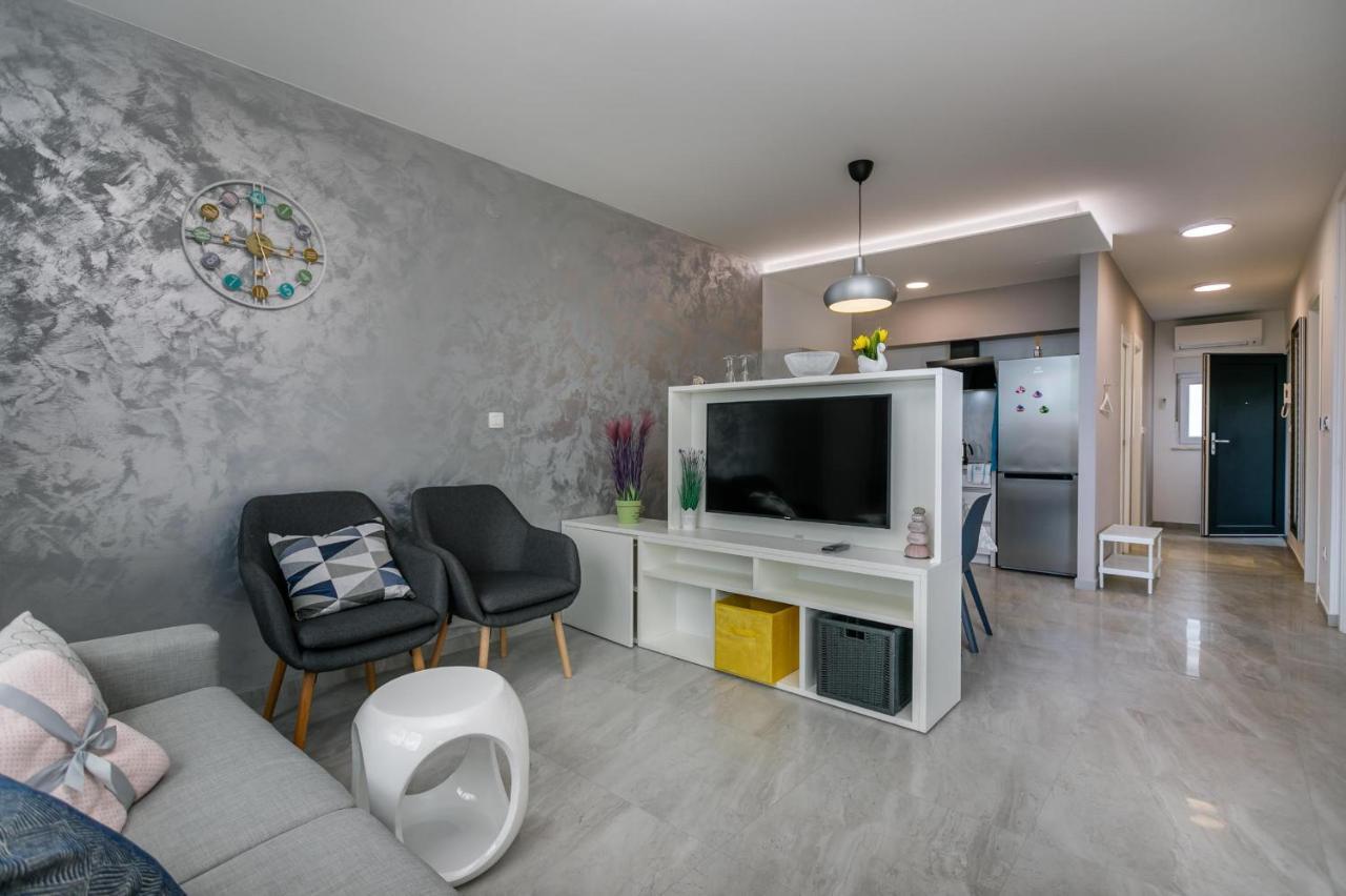 2a Partment Rukavina *